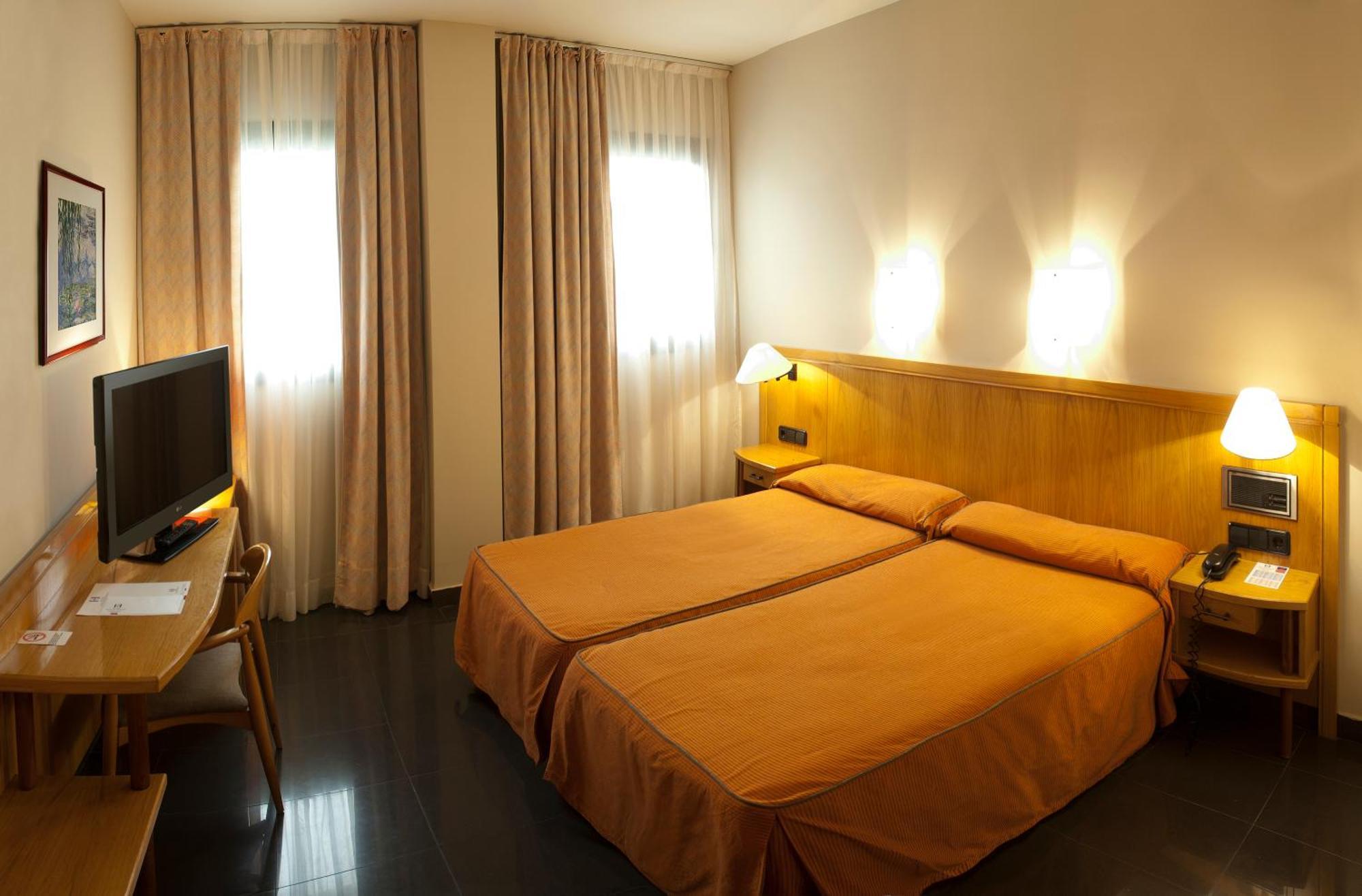 Hotel Ruta De Europa Vitoria-Gasteiz Exterior foto